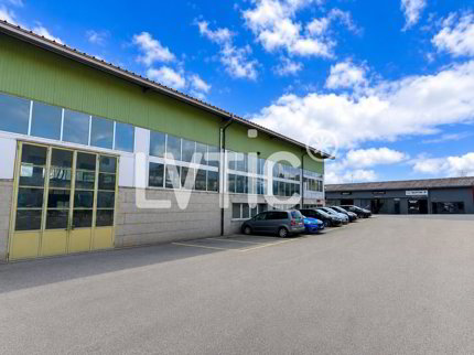 Halle industrielle en location à Adresse sur demande - 942 m² 1/5