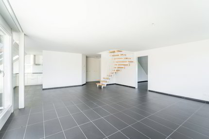 3.5 Zimmer Dachmaisonette-Wohnung mit 26 m² Balkon 1/5