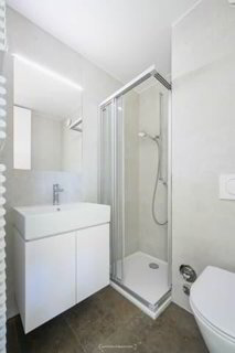 Beau studio dernièrement rénové 1/5