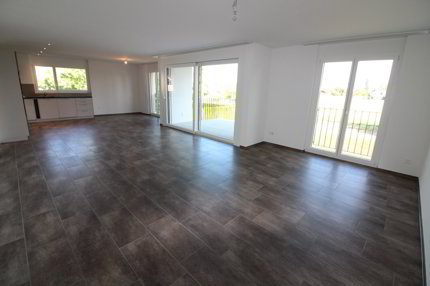 B3 4.5-Zimmerwohnung 1. OG links 1/5