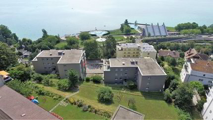 Charmant 2 pièces avec vue imprenable sur le lac de Neuchâtel 1/3