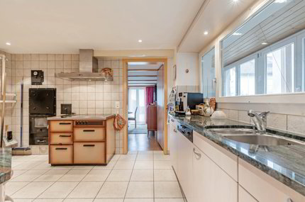 Baulandgrundstück über 1'758 m² mit Zweifamilienhaus und viel Entwicklungspotenzial im ruhigen Dorfkern von Remigen 1/5