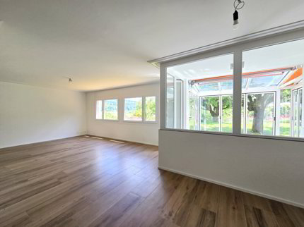 Ruhig gelegene 3.5-Zimmer-Erdgeschosswohnung mit herrlichem Garten und Blick ins Grüne 1/5