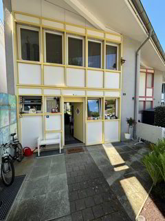 Eck-Reiheneinfamilienhaus mit zwei Einstellhallenplätze 1/5