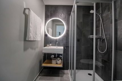 Coliving Moderne Alliant Intimité, Travail et Vie Partagée à Renens 1/5