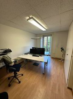 Bureau lumineux de 4 pièces au cur de Neuchâtel 1/5