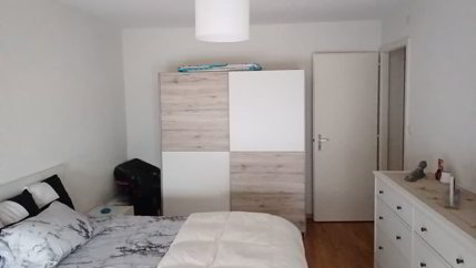 Logement idéalement situé avec belle vue sur le lac. 1/5