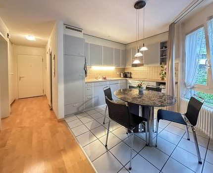 Mehrfamilienhaus mit sechs Wohneinheiten 1/5
