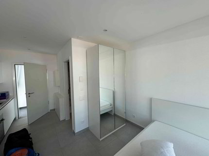 undefined 1/5
