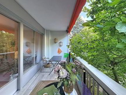 Très bel appartement traversant avec 2 balcons 1/5