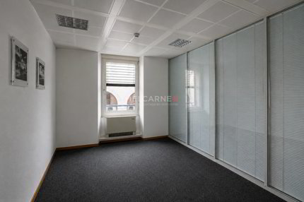 Bureau for rent in Rue Kléberg. - 110 m² 1/5