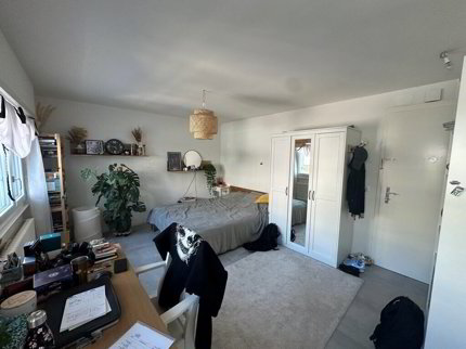 undefined 1/3