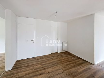 Appartement PPE with 3.5 rooms for rent in Chamoson - 67 m² 1/5