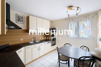Maison individuelle de 5 pièces en vente à zone - 140 m² 1/5