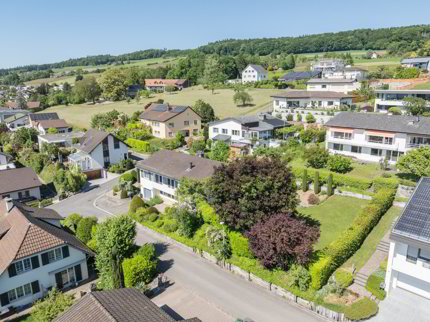 Freistehendes Einfamilienhaus am sonnigen Hang von Oberrohrdorf 1/5