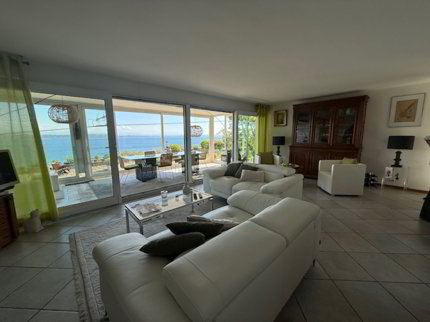 Appartement de 5.5 pièces avec magnifique vue sur le lac et les Alpes 1/5