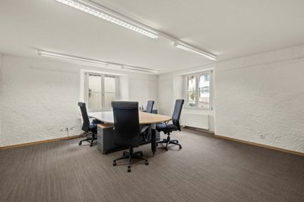 Bureau de 1 pièce en location à Nusshof - 25 m² 1/5