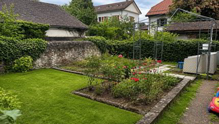 Immeuble locatif de rendement au coeur de Céligny 1/5