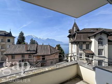 Appartement 3.5 pièces entièrement rénové - avec balcon à Territet 1/5