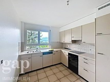 Appartement de 3.5 pièces lumineux à St-Légier-La Chiésaz 1/3