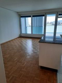 Helle 4.5-Zimmerwohnung zu vermieten 1/5