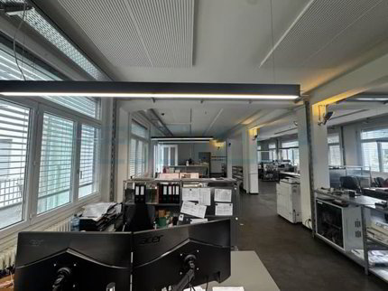 Local commercial de 185 m² au rez-de-chaussée 1/5