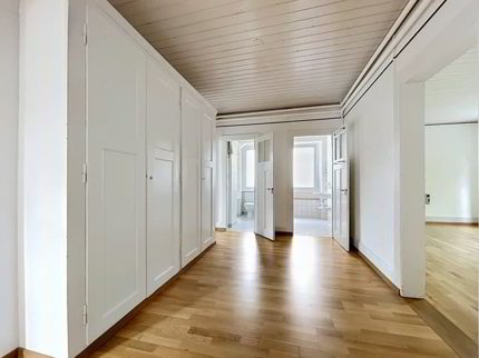 Appartement 4.5 pièces avec terrasse 1/5