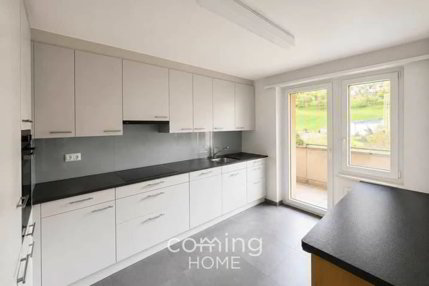 Moderne 4.5 Zimmerwohnung in Brig-Glis mit Balkon und Bergsicht 1/5