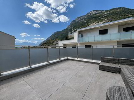 Villa récente avec garage et suite parentale à Saillon 1/5