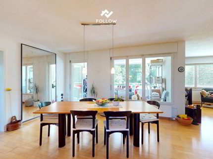 Grosse und familienfreundliche 3,5 Zimmer Eigentumswohnung mit Balkon und Einstellhallenplatz 1/5