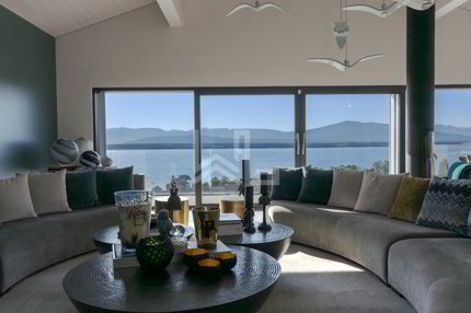 Maison individuelle with 12 rooms on sale in Nyon - 700 m² 1/5
