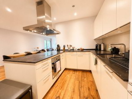 Appartement with 2.5 rooms for rent in Uitikon Waldegg - 90 m² 1/5