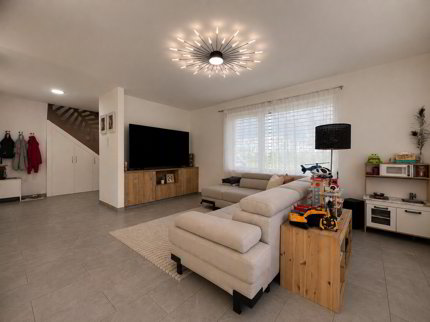 Maison jumelée par les garages de 4.5 pièces en vente à Aproz (Nendaz) - 148 m² 1/5