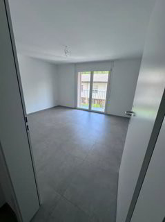 Kürzlich sanierte, moderne 3 Zimmer Wohnung mit Balkon - sofort... 1/5