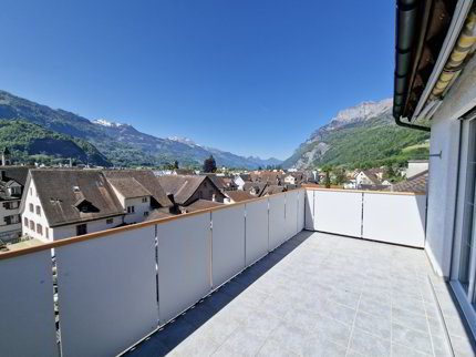 Einziehen und geniessen - komplett renovierte 3-Zimmer Dachwohnung (Maisonette) 1/5