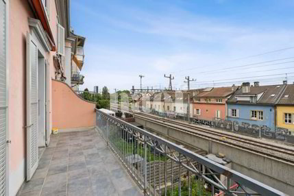 très grand appartement de 4.5 pièces proche du centre 1/5