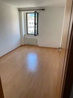 Appartement de 3 pièces à louer à Couvet 1/5