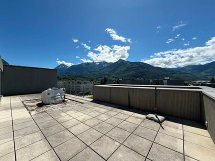 BEX -BEL ATTIQUE 3.5PCES AVEC GRANDE TERRASSE 1/5