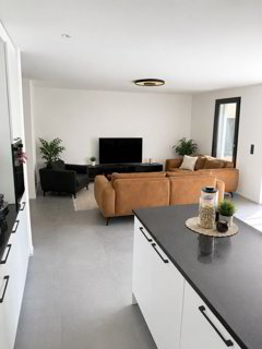 Villa E avec Piscine 1/5