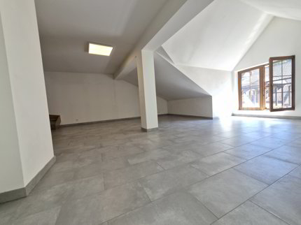 Appartement de 2.5 pièces au 4ème étage 1/5