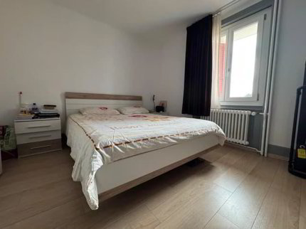 Charmant appartement 4 pièces avec balcon 1/5