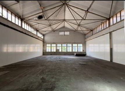 Commercial for rent in Saint-Ursanne, Switzerland 1/3