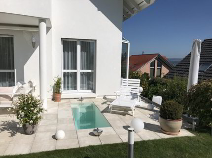 Modernes Einfamilienhaus an herrlicher Aussichtslage 1/5