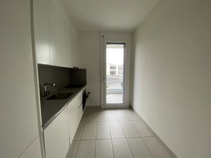3.5 locali con ampio balcone 1/5