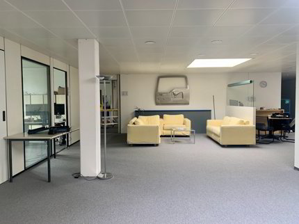 Commercial for rent in Préverenges, Switzerland 1/5