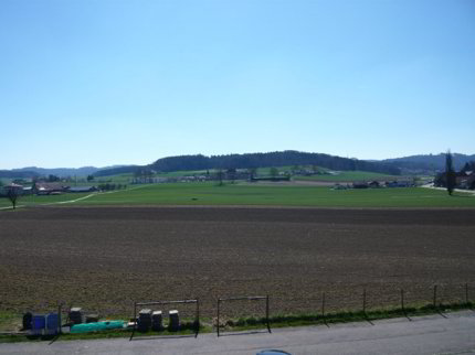 Hindelbank - schöne 2-Zimmerwohnung mit Aussicht ins Grüne zu vermieten! 1/5