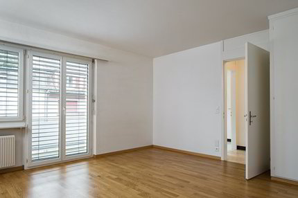 Grosszügige Stadtwohnung 1/5