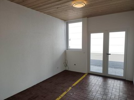 Immeuble mixte de 3 pièces en location à Bouveret - Réf BAT-13358 1/3