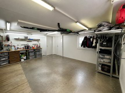 Salle de jeu for rent in Donneloye - 33 m² 1/3