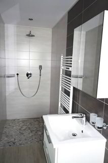 A louer superbe appartement comme neuf de 4,5 pièces de 134 m² 1/5